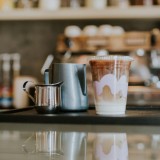 Benarkah Es Kopi Berbahaya untuk Lambung?