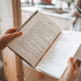 Menjelajah Dunia Lewat Buku : Semangat Hari Buku Nasional 2025