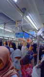 Feminimitas dan KRL Commuter Line : Navigasi Ruang Publik, Identitas, dan Semangat Kerja Perempuan Jakarta   