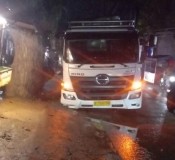 Warga Ciparay Teriak Kesal: Jalan Rusak Parah Akibat Galian Air