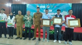 KDMP Pakutandang Raih Penghargaan Koperasi Terinovatif dan Terkolaboratif Tingkat Kabupaten Bandung