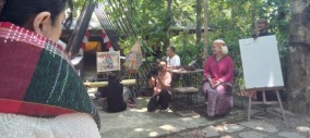 "MULAK" dan Wayang Beber Metropolitan : Relevansi identitas dan budaya di tengah arus globalisasi.