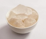 Evolusi Tawas : Dari Kristal Tradisional hingga Produk Modern Penghilang Bau Badan
