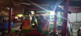 Akulturasi Budaya dalam Seporsi Ketoprak Stasiun Tebet