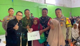 Forkopimcam Ciparay Pantau Penyaluran BLTS Kesra di Dua Desa