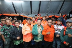 Setelah 7 Hari Kejadian Longsor Arjasari, Kang DS Resmi Hentikan Pencarian Korban 