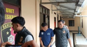 Tersulut Api Cemburu, Pria di Ciparay Bandung Nekat Bawa Sajam Kejar Korban Hingga Bikin Panik Warga 