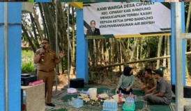 Ketua DPRD dan Forkopimcam Ciparay Resmikan SPAM di Kampung Parigi