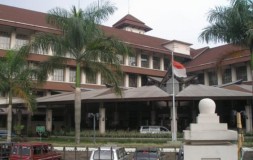 Calon Pegawai RSHS Diperas Hingga Jual Aset, Oknum Orang Dalam Diduga Terlibat