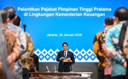 Pelantikan Pejabat Eselon II Kemenkeu Menkeu Soroti Pentingnya Kebijakan Fiskal yang Tepat