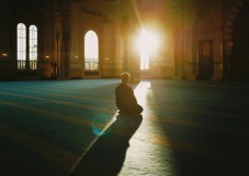 Menghidupkan Keutamaan Malam Nisfu Sya’ban 