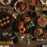 Shelter Pererenan Paduan Arsitektur Tropis dan Hidangan Mediterania