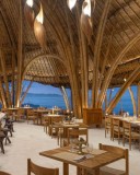 Menikmati Matahari Terbenam di Sisi Barat Nusa Ceningan