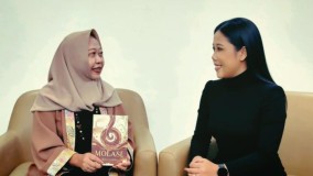 Rini Intama Menyuarakan Sejarah Lewat Kata dan Kain 'Molase dan Dinayra'
