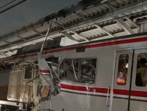 BREAKING NEWS "Tabrakan KA Argo Bromo Anggrek dengan KRL di Bekasi Timur"