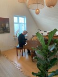 Ólafur Arnalds Konsisten Kembangkan Musik Neo-Klasik Melalui Komposisi dan Teknologi