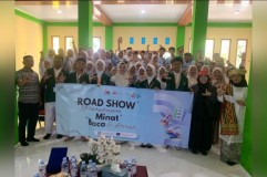 Dari 10 Kata Siswa SMP Daarul Ma’arif Semper Timur Belajar Menulis Puisi