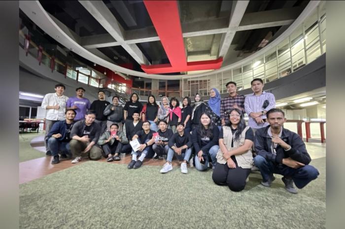 SKUAD Indemo Kecam Teror : Solidaritas untuk Jurnalis Perempuan Tempo Cica dan Tim Bocor Alus