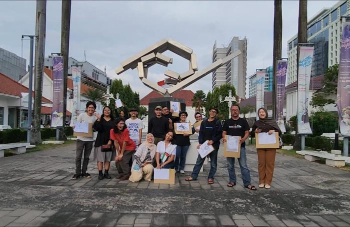 Ekspresi Kritik Sosial : Lokakarya Seni Visual bersama Toni Malakian