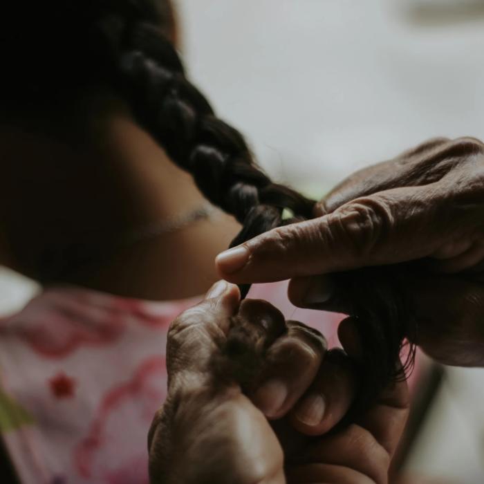 Kepang Rambut Lebih Dari Sekedar Gaya Rambut