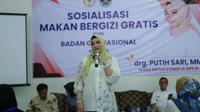 Atasi Permasalahan Gizi, Tim Sosialisasi Program MBG Edukasi Warga Purwakarta