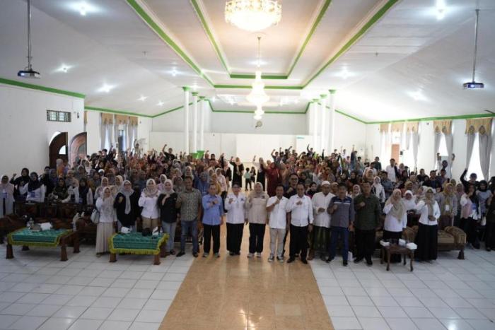 Potret Sosialisasi Program Makan Bergizi Gratis di Desa Rejowinangun Tanah Bumbu Kalimantan Selatan