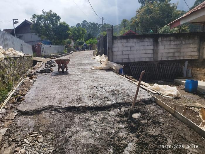 Warga Campaka Mulya Bersyukur, Jalan Rusak Kini Mulus Berkat Dukungan Kang DS