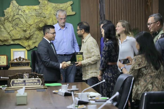 Targetkan Nol Persen Kemiskinan Ekstrem di 2026, Pemkab Bandung Sambut Baik Pendampingan BRAC