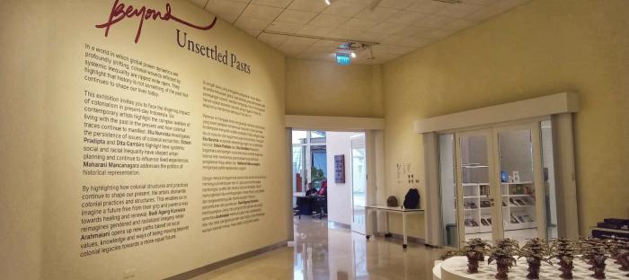Erasmus Huis Gelar Pameran "Beyond Unsettled Pasts", Soroti Warisan Kolonial