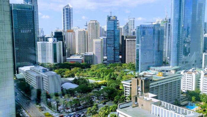 "Ekonomi Indonesia Kebal Krisis? Menkeu Ungkap Resep Rahasianya di IdeaFest 2025"