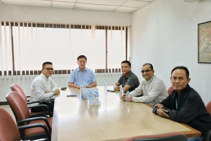 Kunjungi Pabrik di Dayeuhkolot, Bupati Bandung Ajak Pelaku Usaha Bantu Selesaikan Banjir Dayeuhkolot