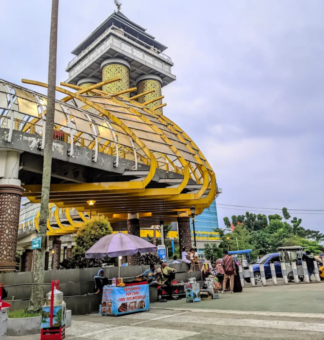 Para Pedagang di Soreang Keluhkan Pungutan Saat Ada Event di GBS dan Dome Bale Rame