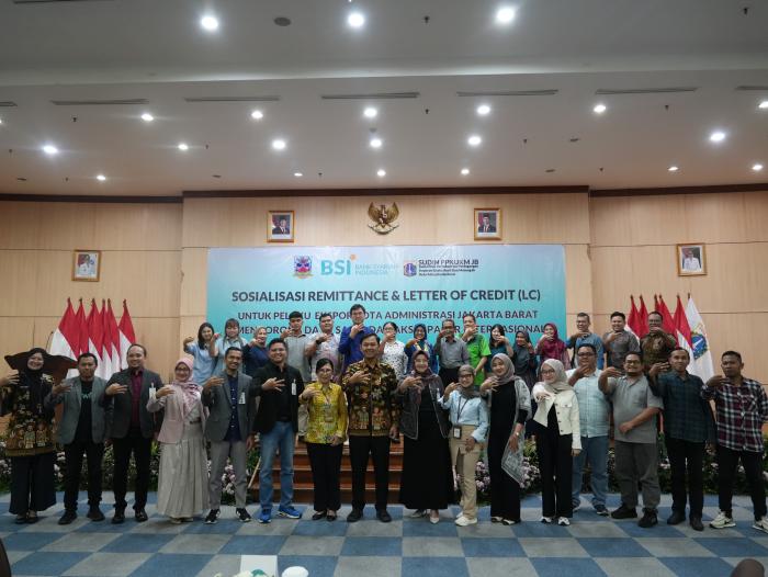 30 Perusahaan Eksportir Jakarta Barat Dapatkan Edukasi Metode Pembayaran Internasional