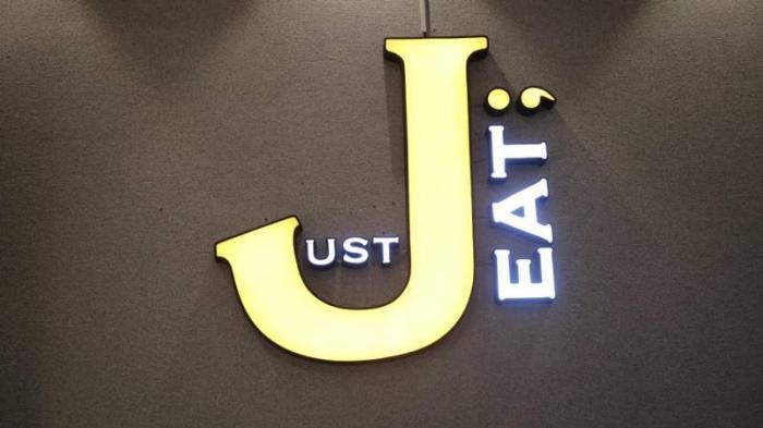 Just Eat Kota Tangerang Warkop Modern dengan Konsep Kekinian