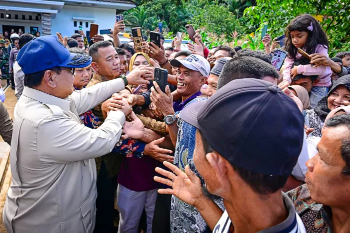 Presiden Periksa Kesiapan Huntara dan Penanganan Darurat Bencana di Agam Sumatra Barat 