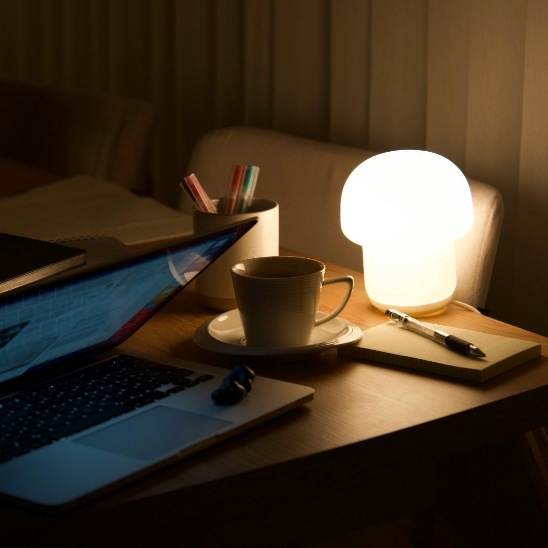 Kesehatan Visual Saat Belajar Cara Memilih dan Menggunakan Lampu dengan Benar