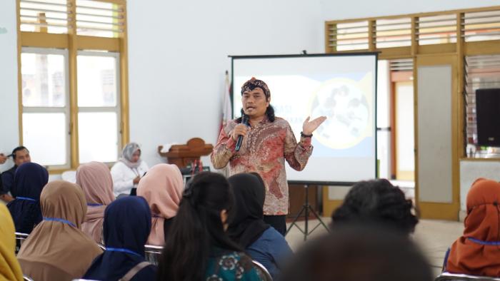 Sosialisasi Program MBG di Desa Karangrejo, Anggota DPR RI Tekankan Pemerataan Gizi untuk Masa Depan