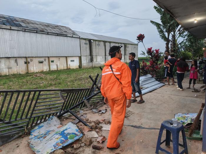 Usai Puting Beliung di Pacet, BPBD Kabupaten Bandung: Ada 82 Jiwa dan 16 Rumah Rusak Terdampak