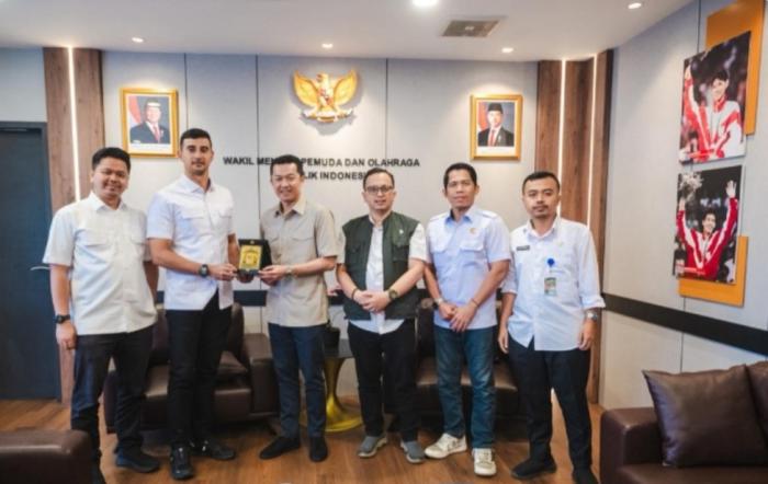 Wabup Ali Syakieb Audiensi dengan Wamenpora Taufik Hidayat, Ini yang Dibahas 