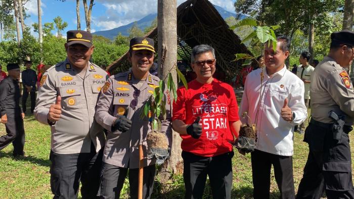 IMLF-4 Hadirkan Kegiatan Penanaman Pohon Bersama Sekjen Kementerian Luar Negeri