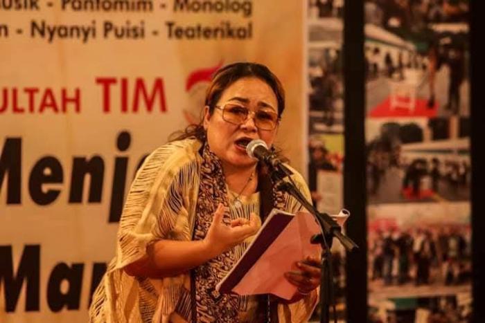 Wawancara Tokoh : Nuyang Jaimee "Sastra Menyuarakan Perlindungan Perempuan dan Anak"